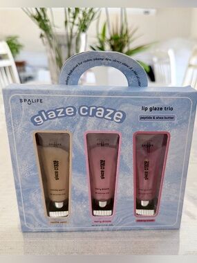 Glaze Craze Lip Glaze Trio in Vanilla Swirl, Berry Drizzle & Cherry Crush